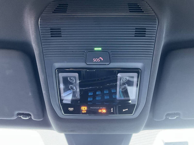 2025 Volkswagen Atlas Cross Sport SE 4Motion