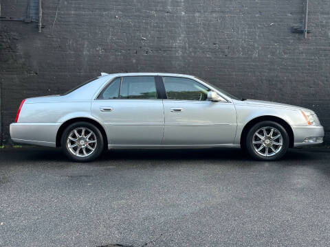 2010 Cadillac DTS Luxury Collection