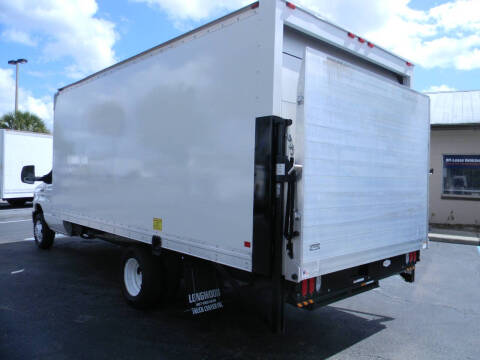 2016 Ford E-350