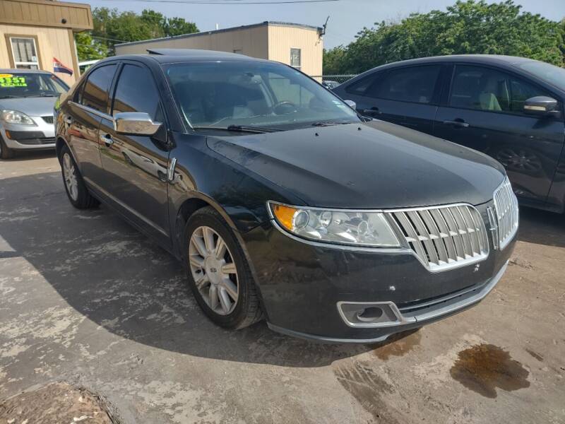 2010 Lincoln MKZ for sale at DAMM CARS in San Antonio TX