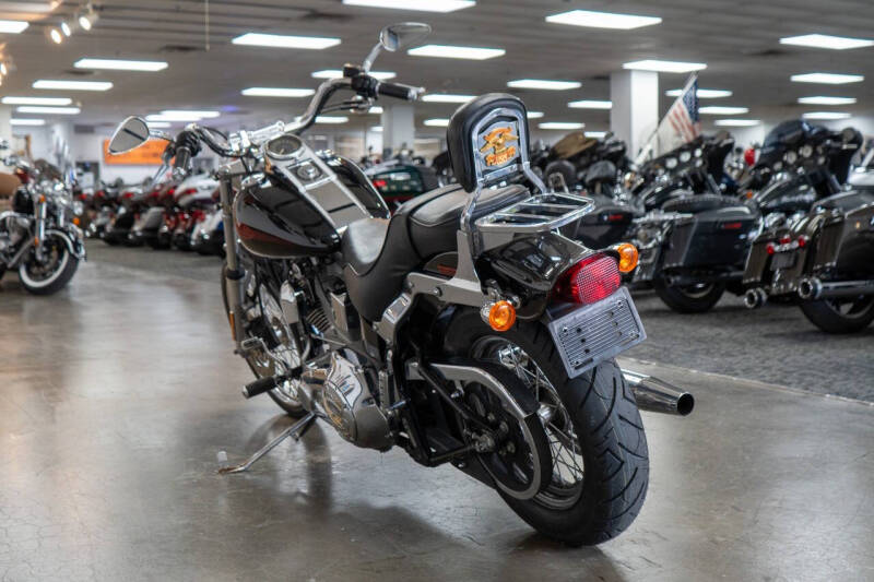 2005 Harley-Davidson Softail Standard