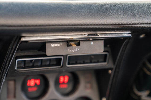 1972 Chevrolet Corvette 22