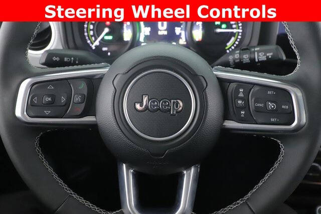 2025 Jeep Wrangler Sahara 4xe