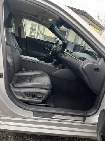 2019 Lexus ES 350 F SPORT