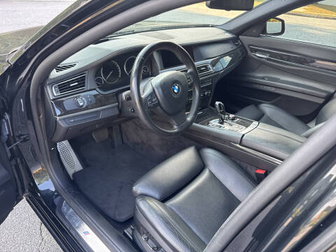 2011 BMW 7 Series 750i