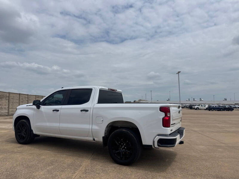 2023 Chevrolet Silverado 1500 Custom