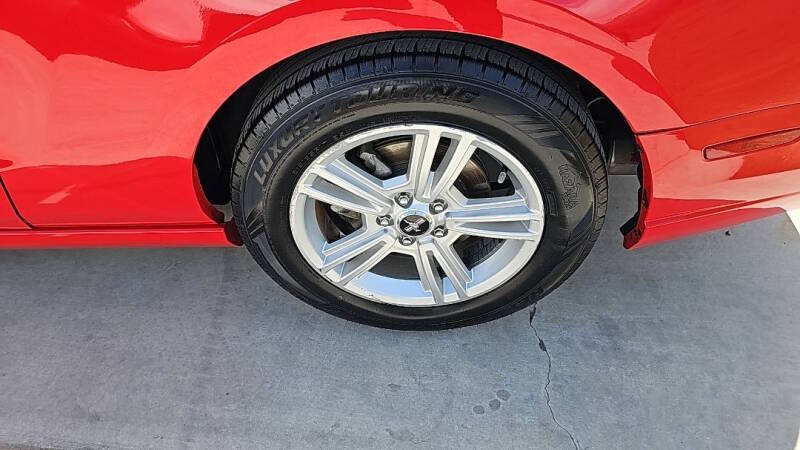 2014 Ford Mustang V6