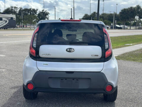 2014 Kia Soul +