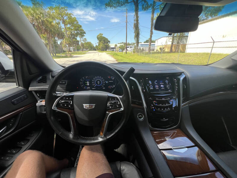 2020 Cadillac Escalade ESV Premium Luxury