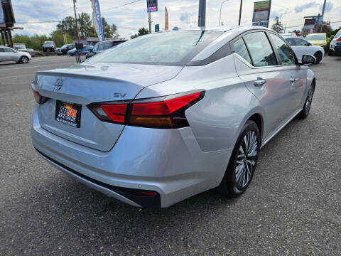 2023 Nissan Altima 2.5 SV