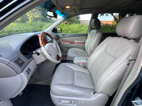 2008 Toyota Sienna XLE Limited