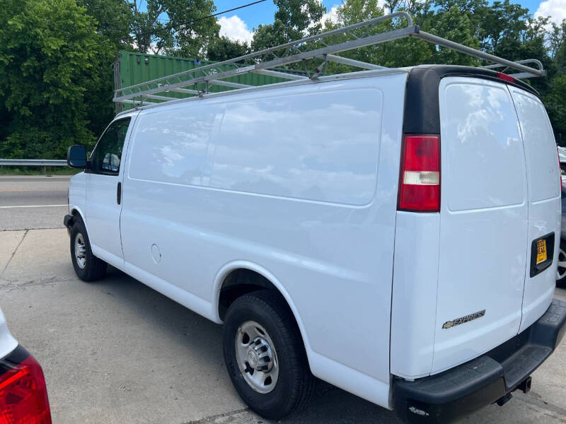 2018 Chevrolet Express 2500