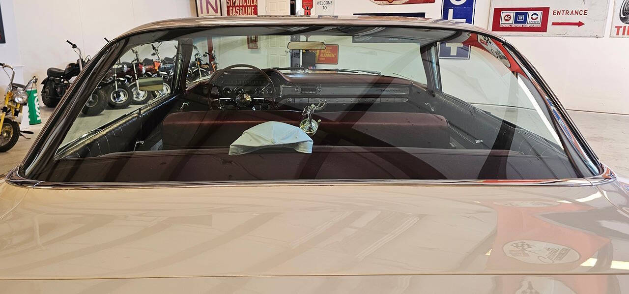 1960 Pontiac Ventura 17