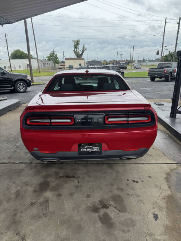 2016 Dodge Challenger SXT