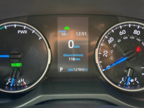 2022 Toyota RAV4 Hybrid XLE