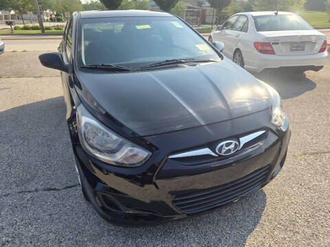 2012 Hyundai Accent GS