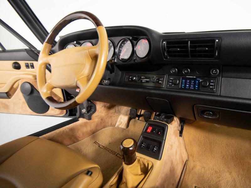 1996 Porsche 911 Carrera 4S