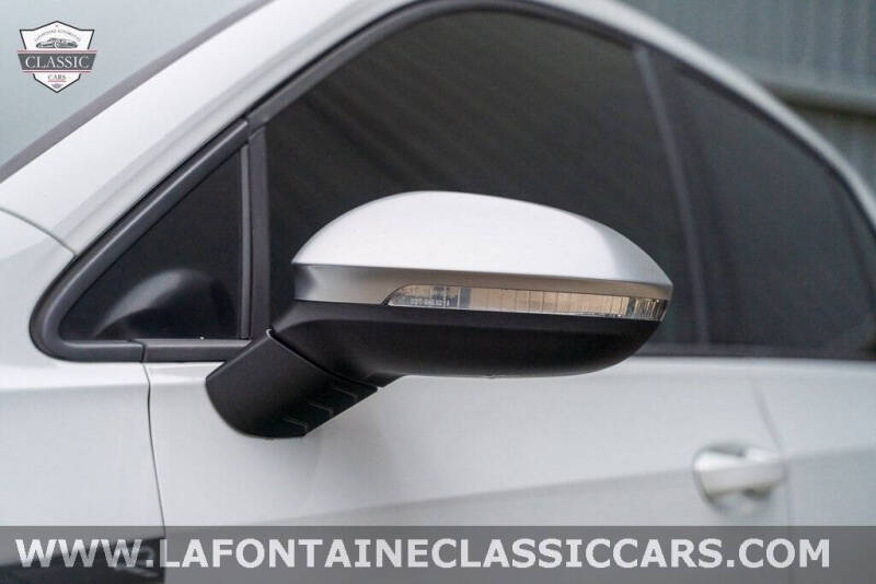 2022 Volkswagen Golf R 4Motion