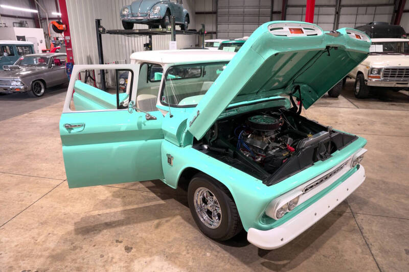 1960 Chevrolet Apache