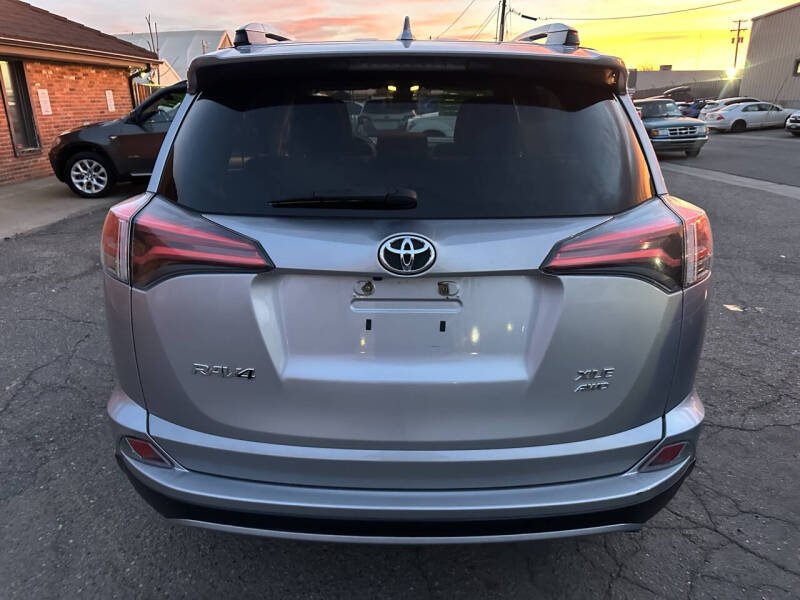 2017 Toyota RAV4 XLE