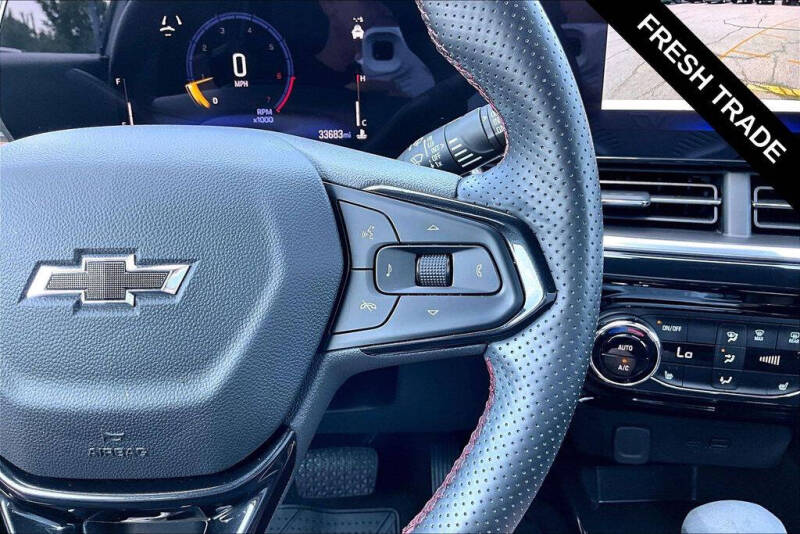 2025 Chevrolet Trax RS
