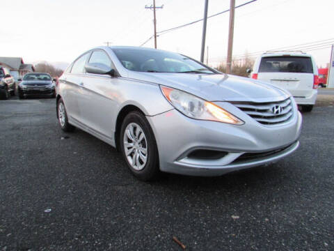 2013 Hyundai Sonata for sale at Auto Outlet Of Vineland in Vineland NJ