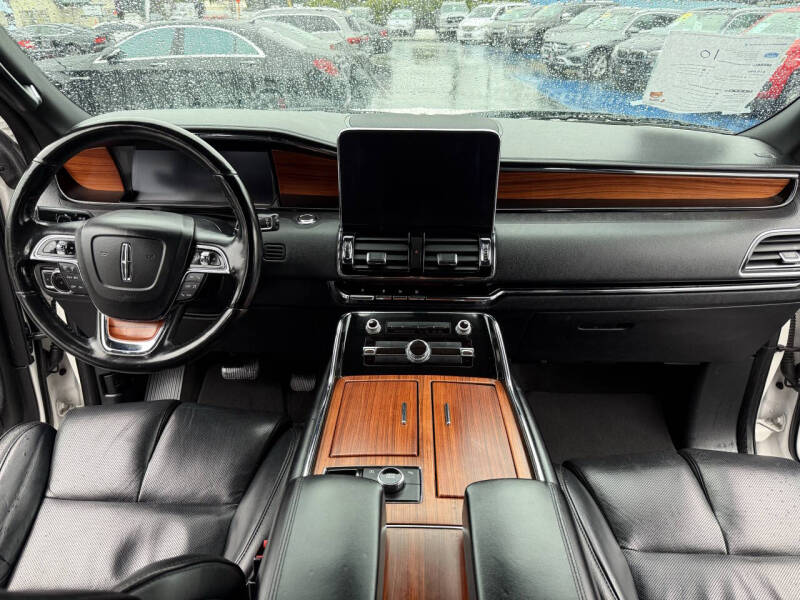 2018 Lincoln Navigator Premiere