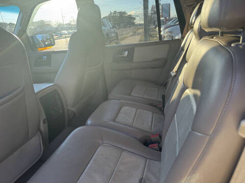 2004 Ford Expedition Eddie Bauer