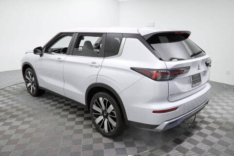 2026 Mitsubishi Outlander SE