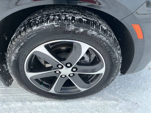 2022 Buick Enclave Essence