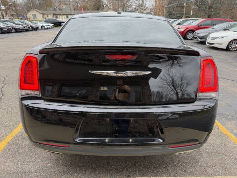 2016 Chrysler 300 S Alloy Edition