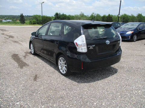 2012 Toyota Prius v Five