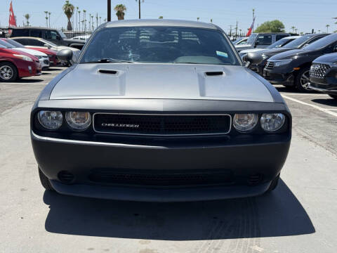 2014 Dodge Challenger SXT