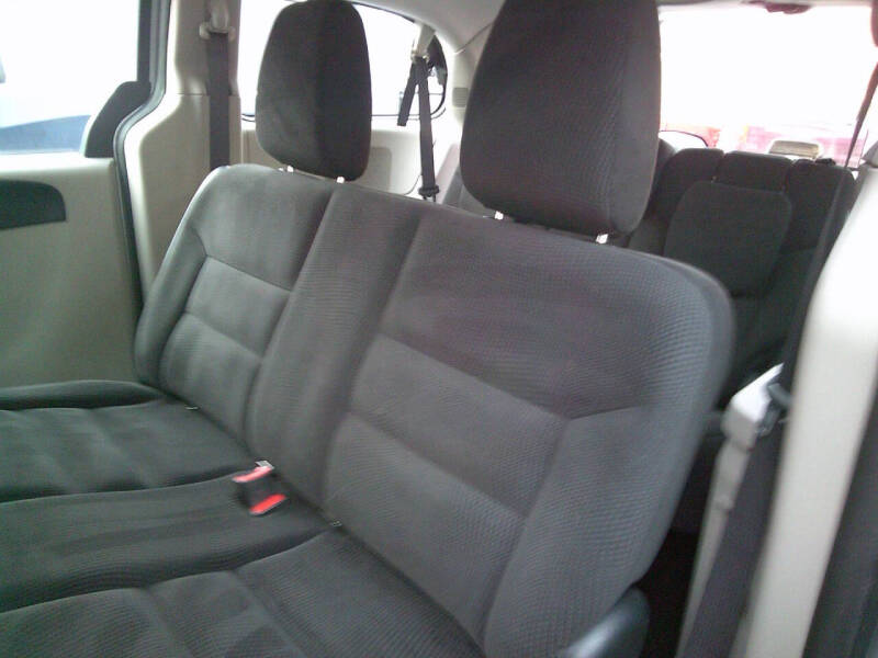 2016 Dodge Grand Caravan American Value Package