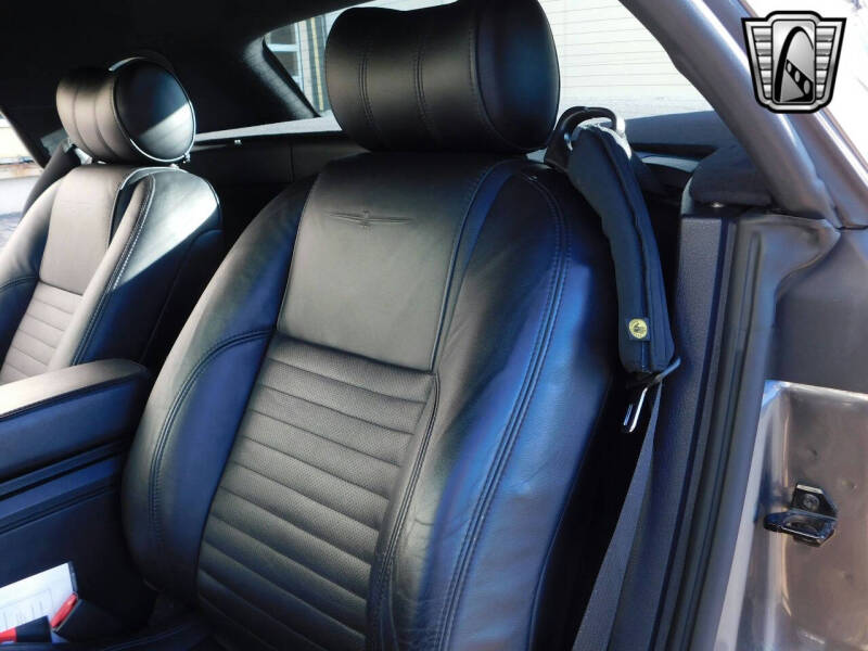 2003 Ford Thunderbird