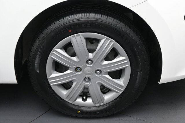 2022 Kia Rio S