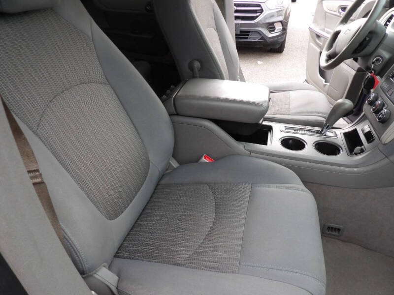 2013 Chevrolet Traverse LS