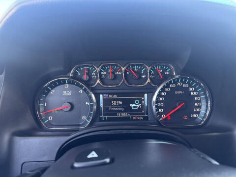 2017 Chevrolet Suburban LT