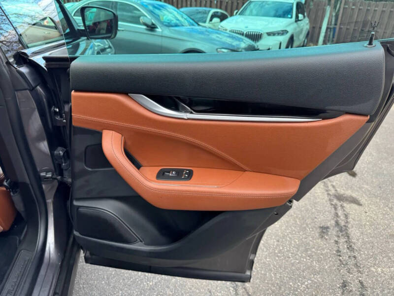 2021 Maserati Levante S