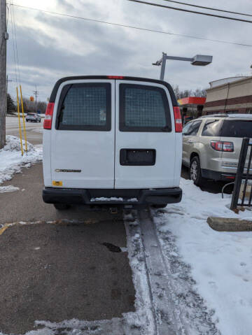 2021 Chevrolet Express 2500