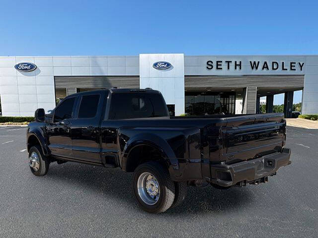 2023 Ford F-450 Super Duty Platinum