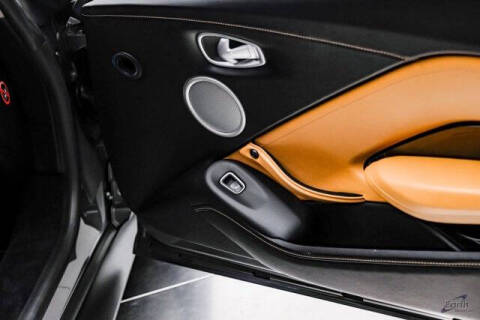 2020 Aston Martin Vantage