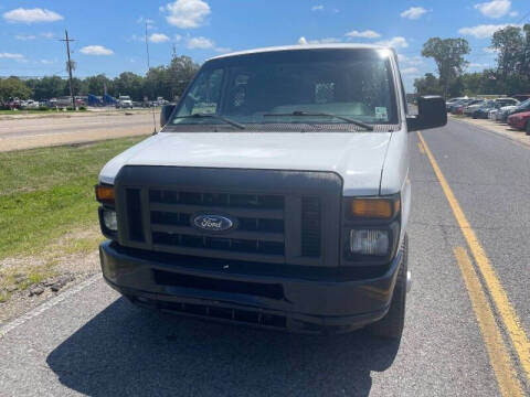 2014 Ford E-Series E-150
