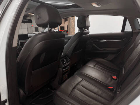 2015 BMW X6 xDrive35i