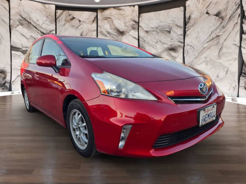 2012 Toyota Prius v Three
