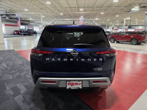 2025 Nissan Pathfinder Platinum