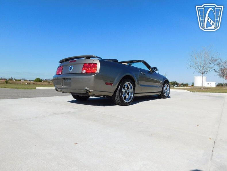 2005 Ford Mustang