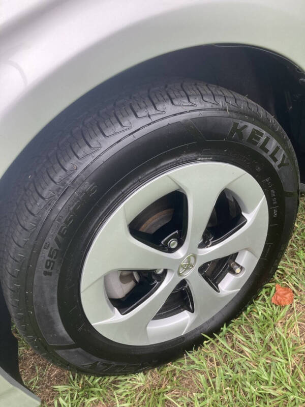 2015 Toyota Prius Two