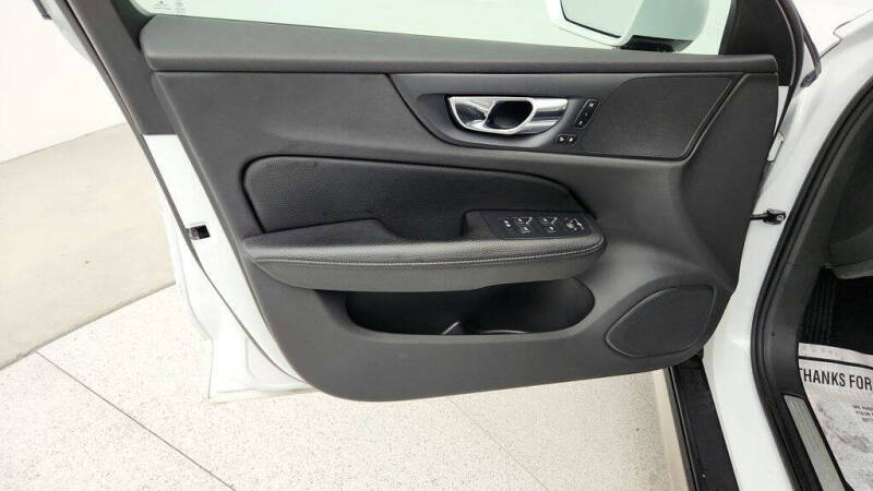 2020 Volvo V60 Cross Country T5