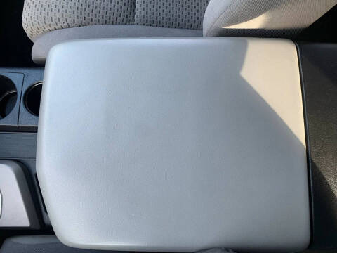 2013 Toyota Tundra Grade